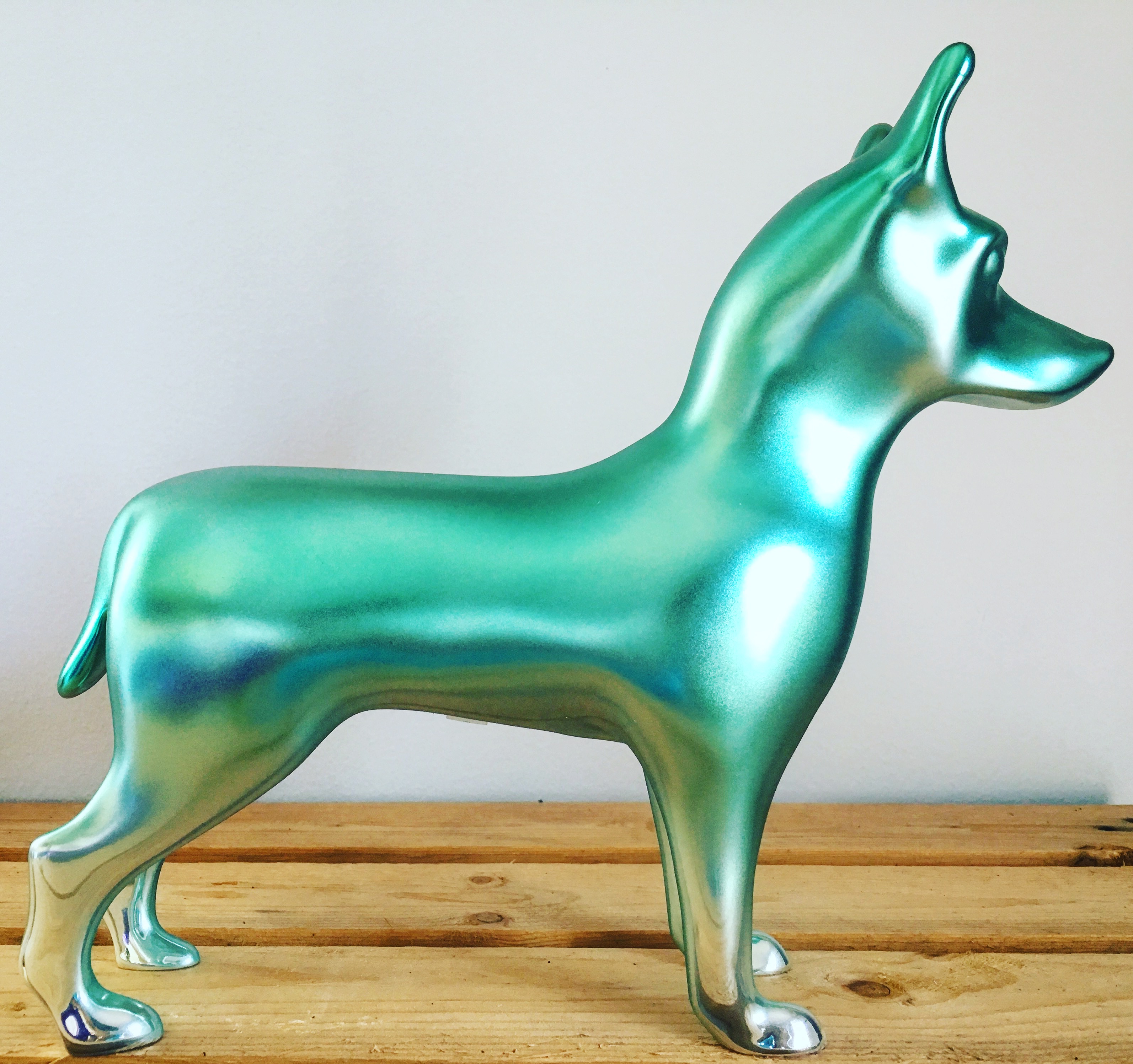 Statuette Décorative En Résine - Femme Promenant Son Chien - Hauteur 31 Cm - Multicolore